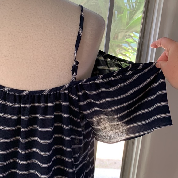 Veronica M cold shoulder flutter sleeve top - Picture 5 of 7